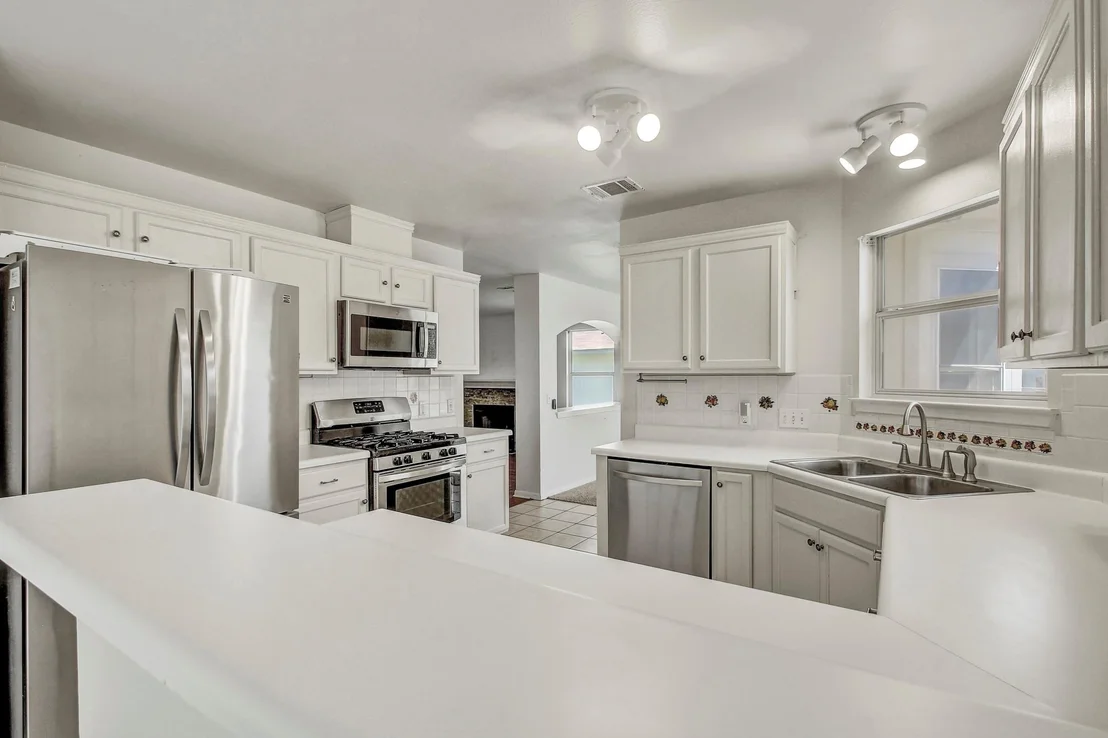 Photo of 710 Red River LN