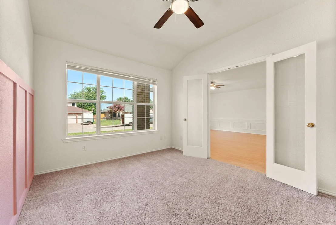 Photo of 2201 Calumet DR