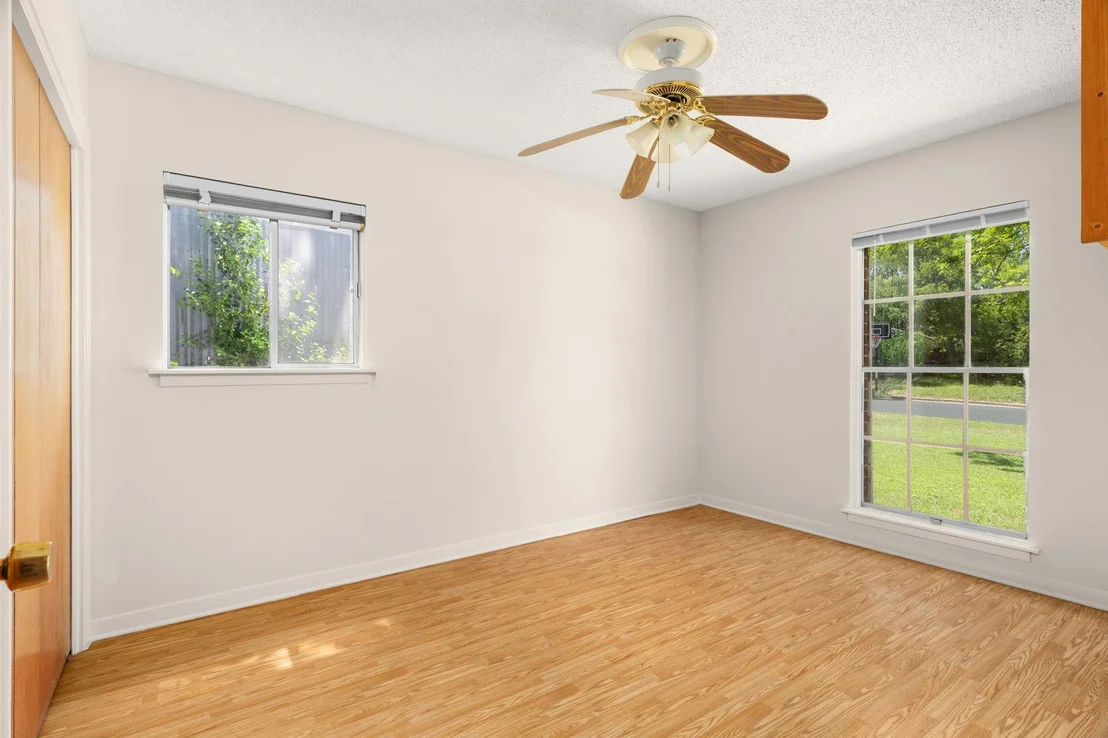 Photo of 6804 Miranda DR