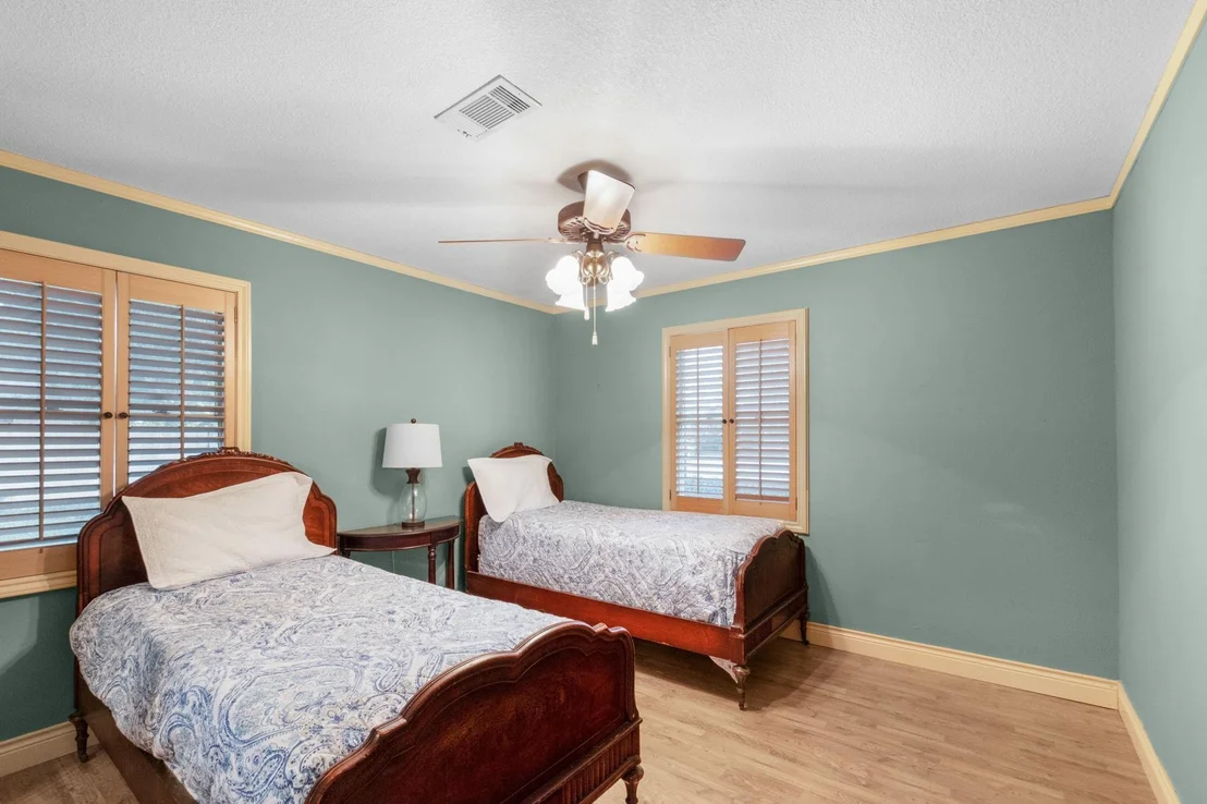 Photo of 306 Cardinal LN