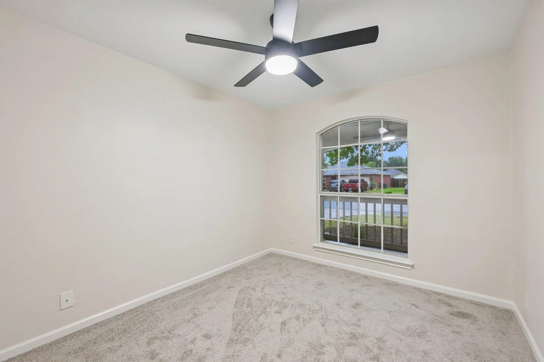 Photo of 500 Britni LOOP