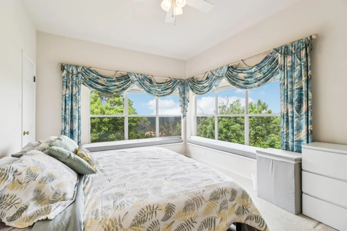 Photo of 7100 Valburn DR