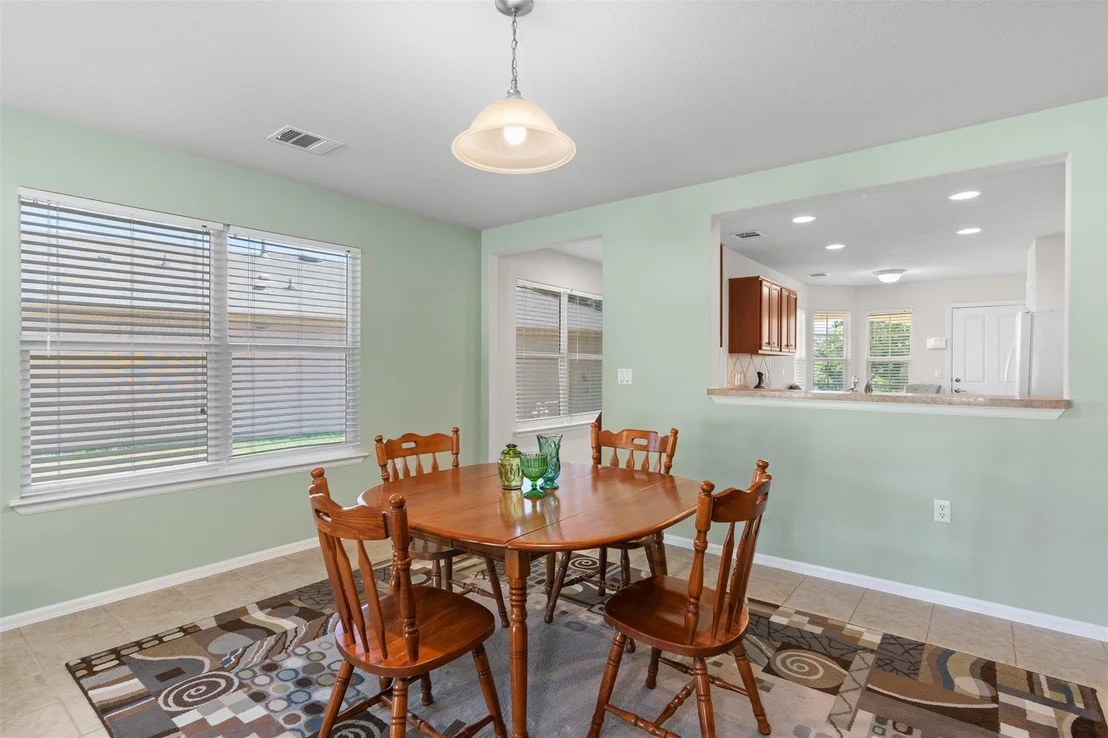 Photo of 533 Salt Creek LN