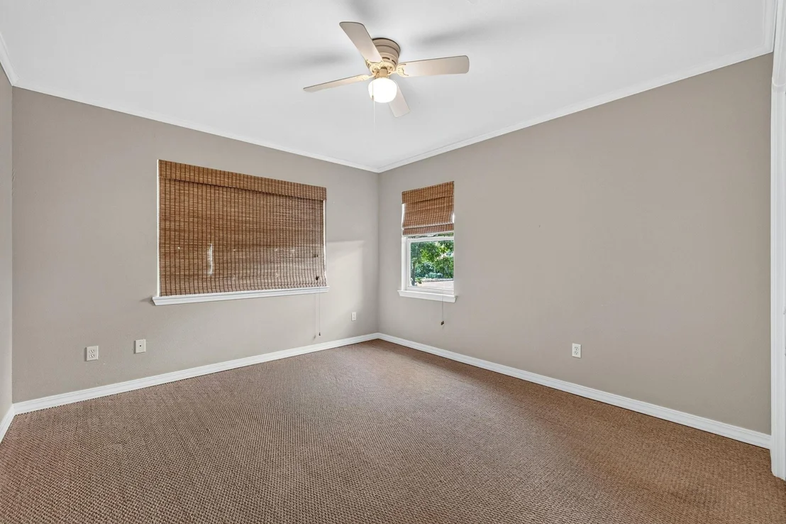 Photo of 4702 Chiappero TRL