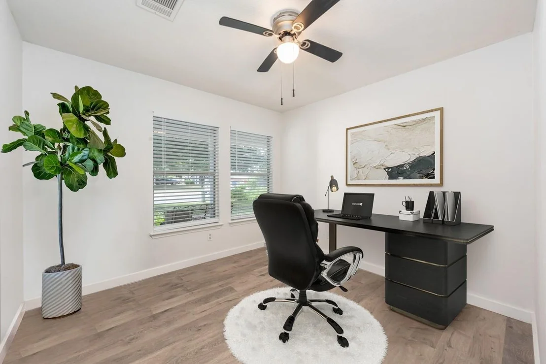 Photo of 1025 Canterbury TRL