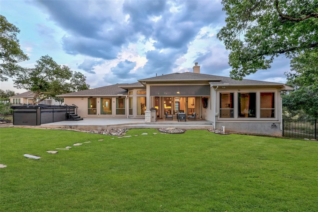 Photo of 218 Questa TRL