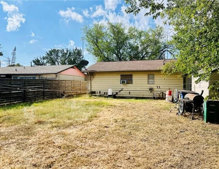 Photo of 6112 Larch TER