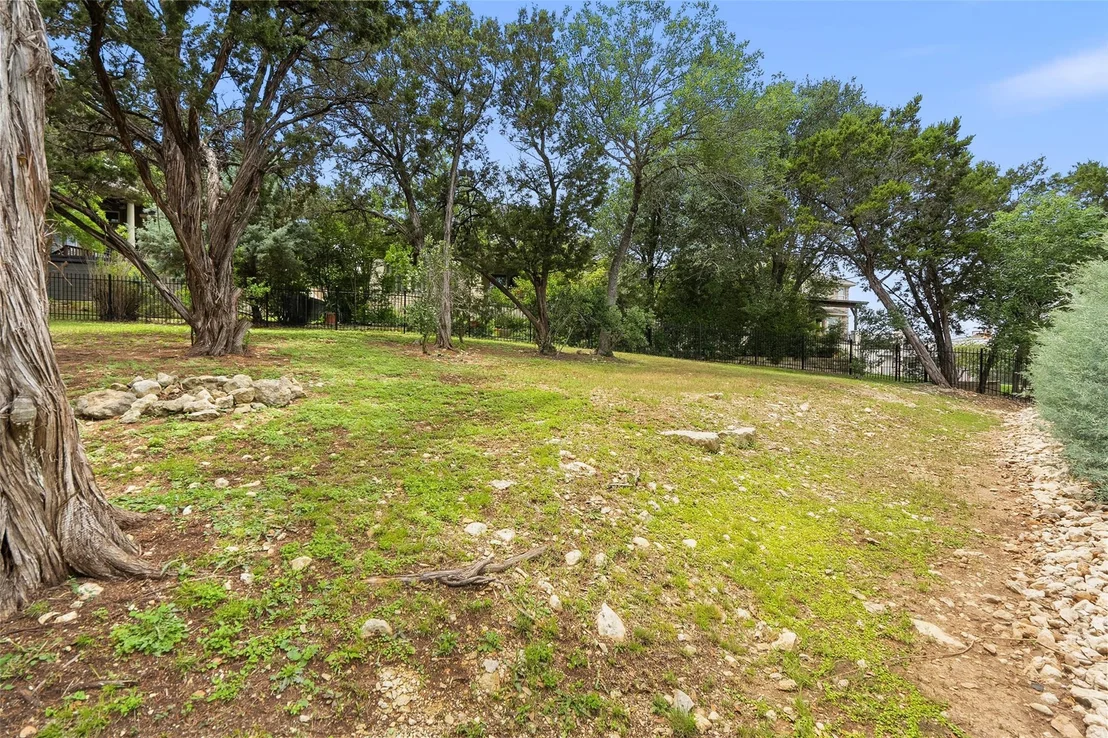 Photo of 6712 Valburn DR