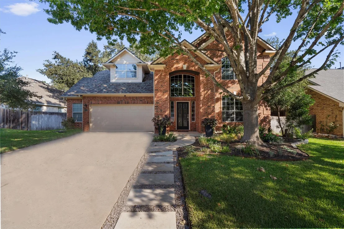 Photo of 1603 Michael Robert WAY