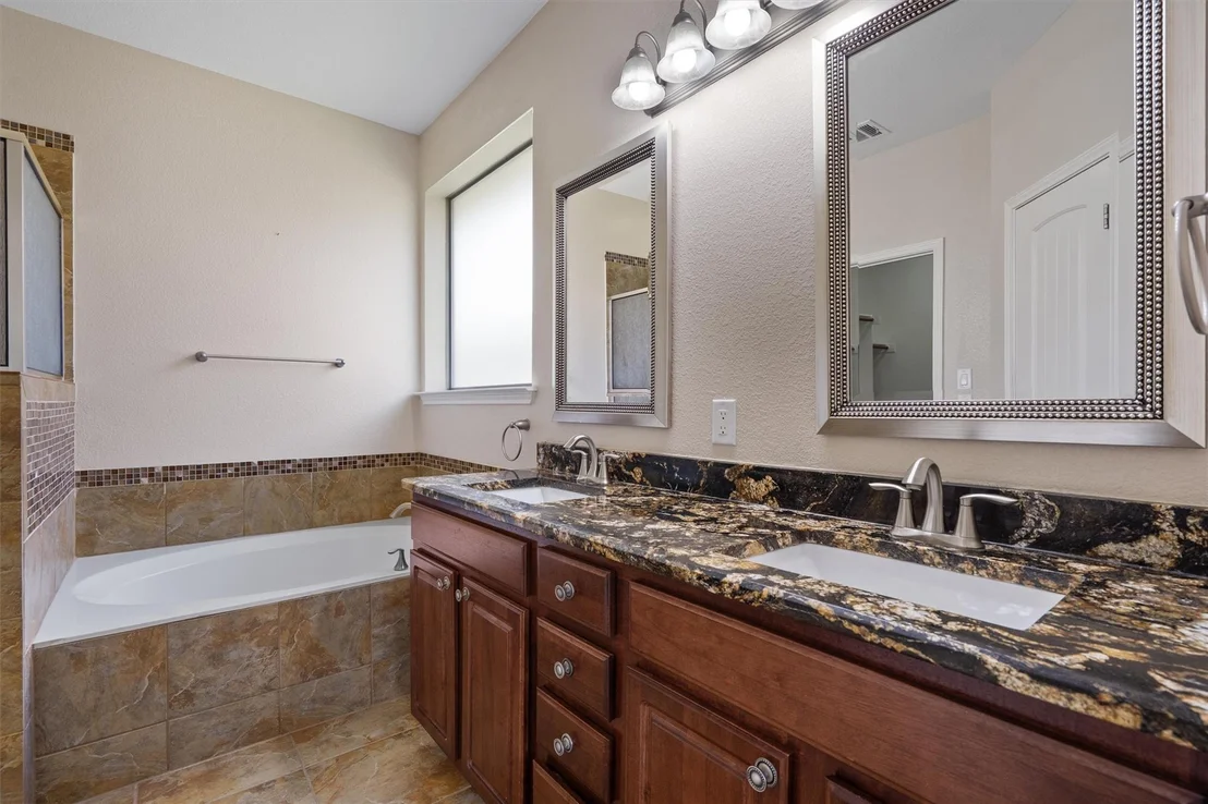 Photo of 433 Drystone TRL
