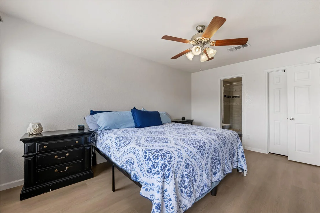 Photo of 144 Calcite LN