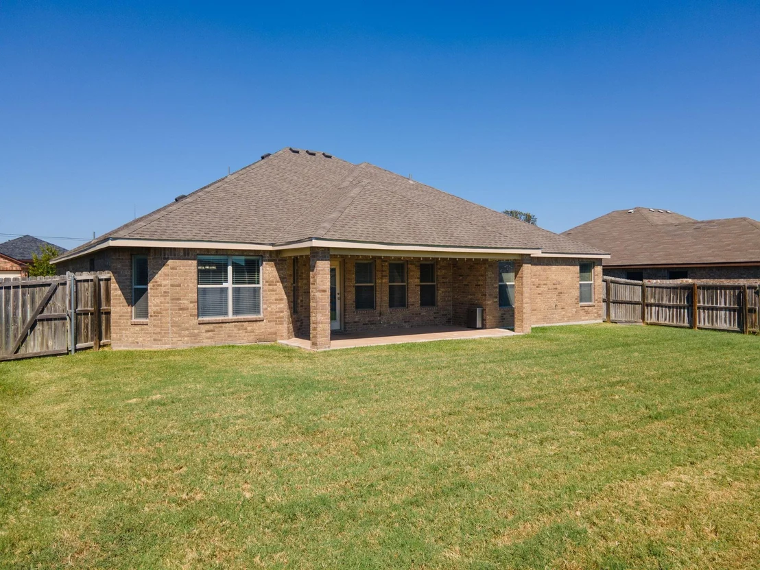 Photo of 404 Curtis DR