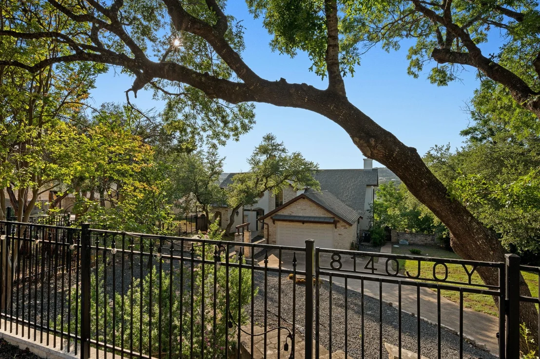 Photo of 8140 Joy RD