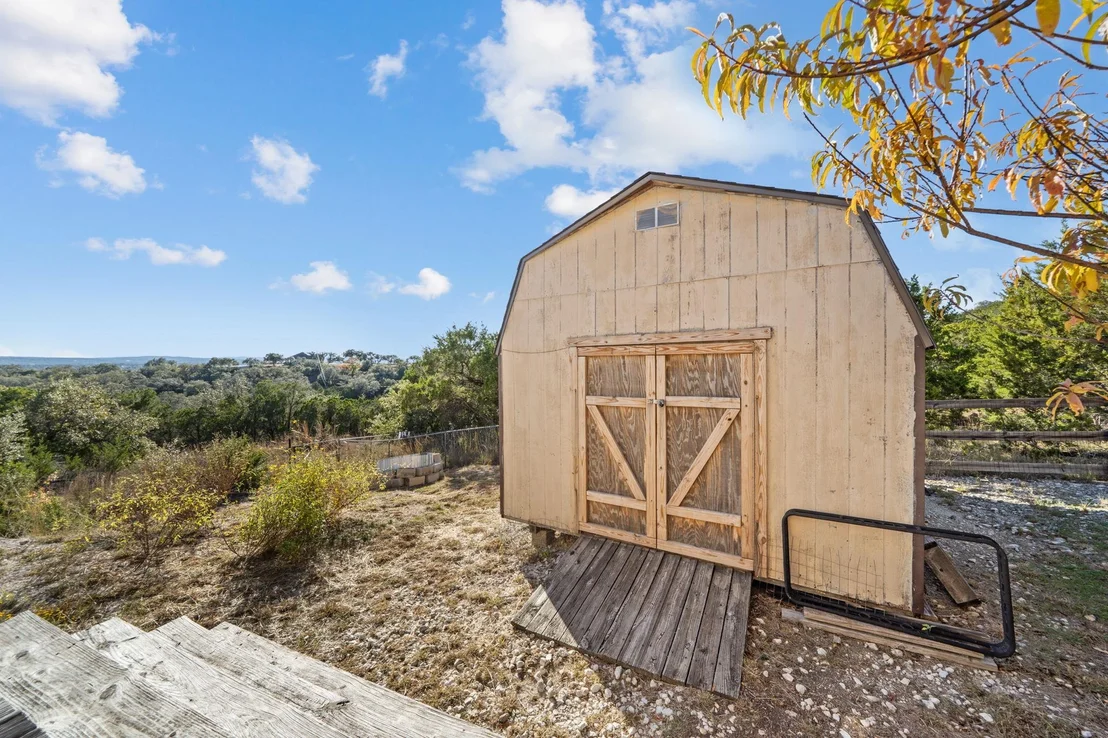 Photo of 28609 Paradise Manor DR
