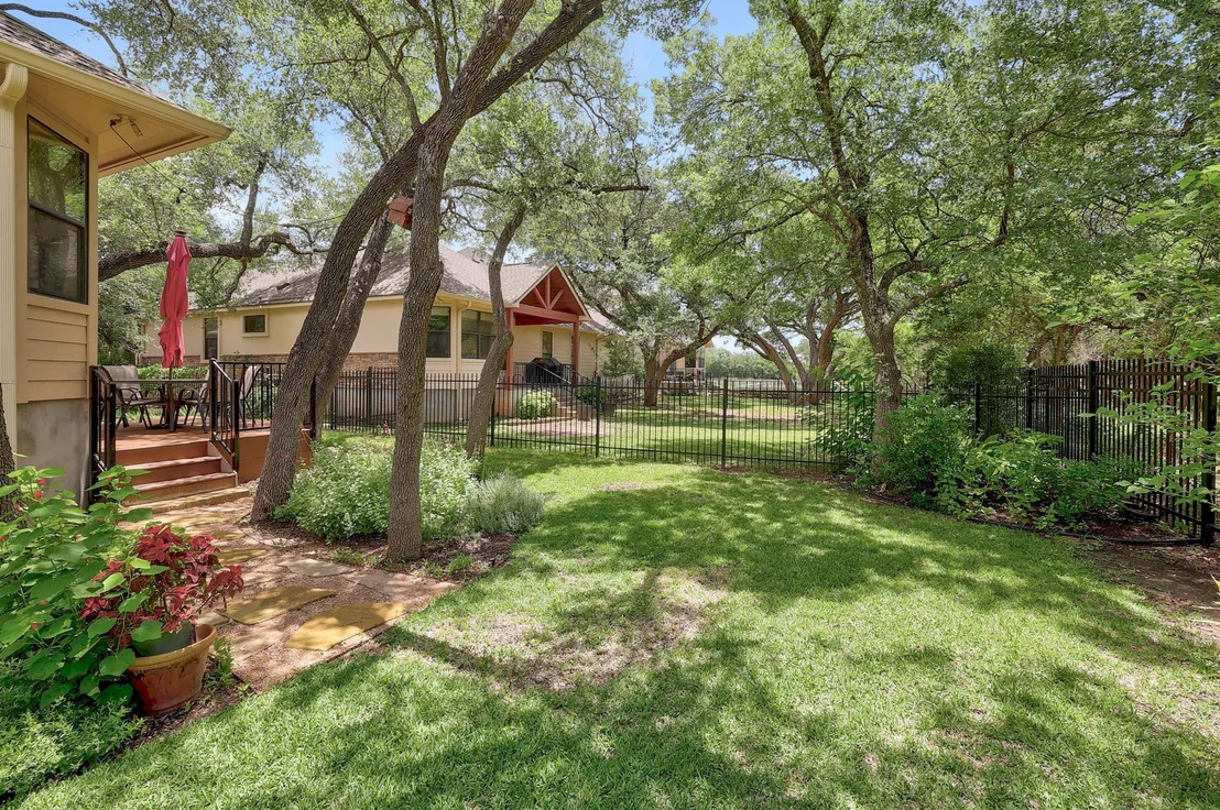 Photo of 4205 Dot DR