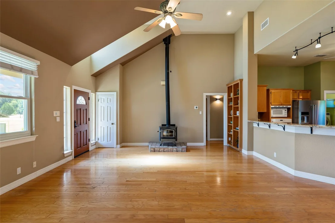 Photo of 221 Chaparral RD