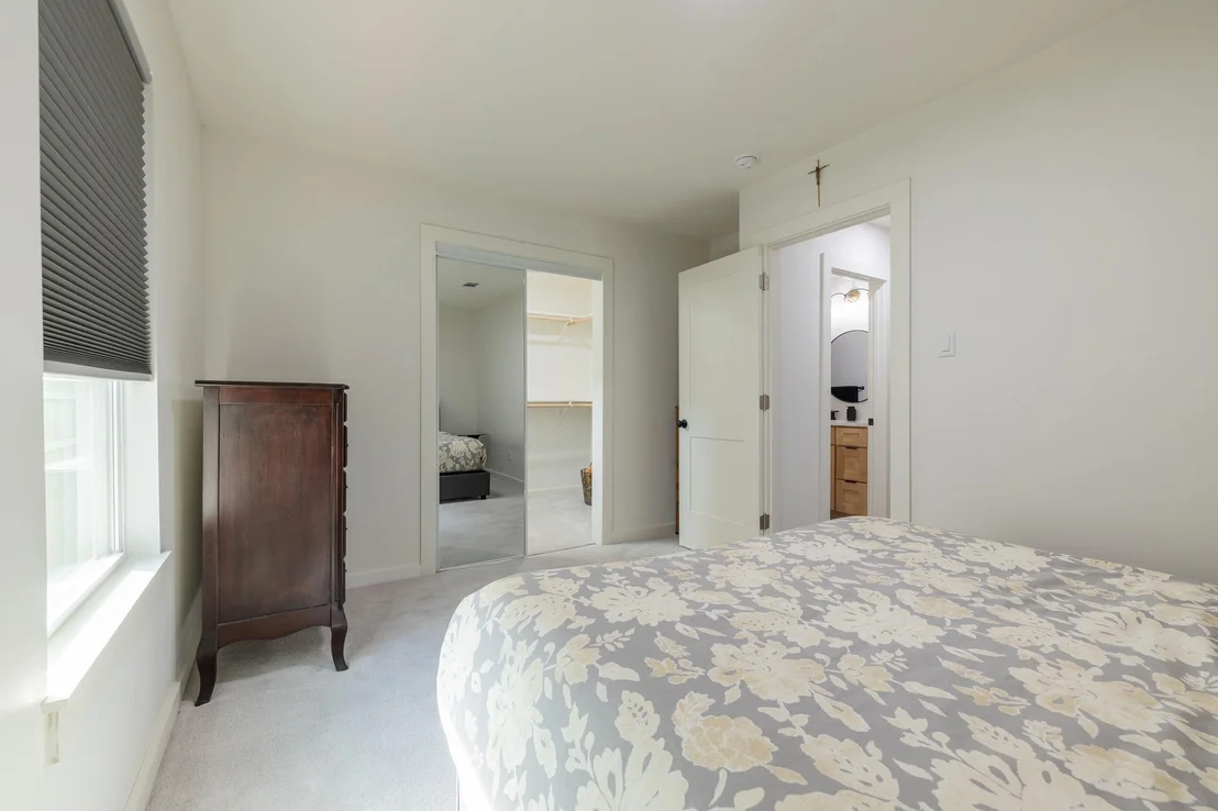 Photo of 2214 Lear LN