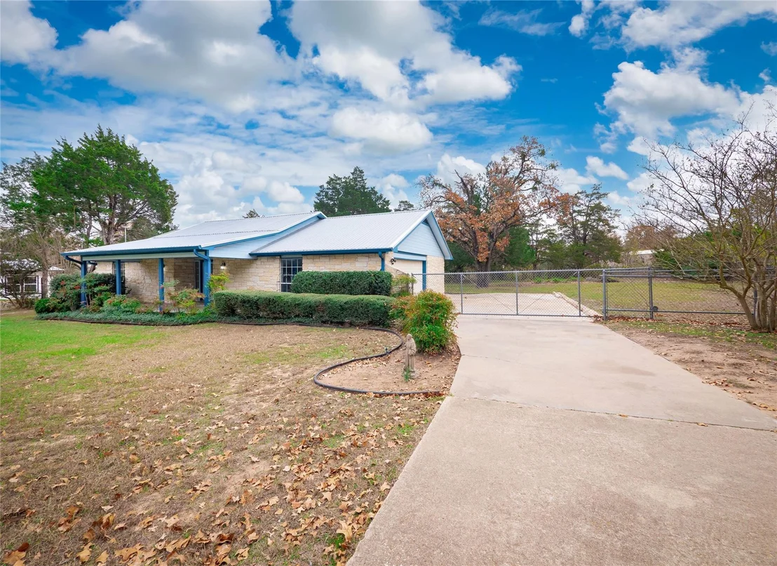 Photo of 137 Blanket Flower DR