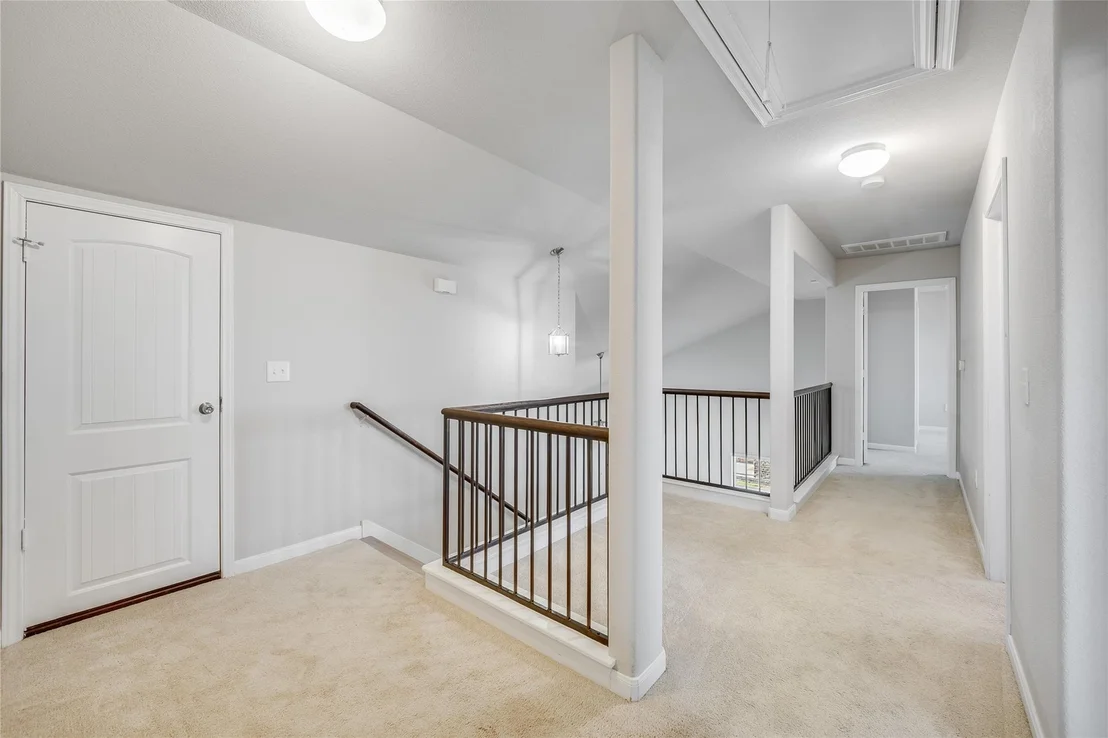 Photo of 704 Mitchell DR