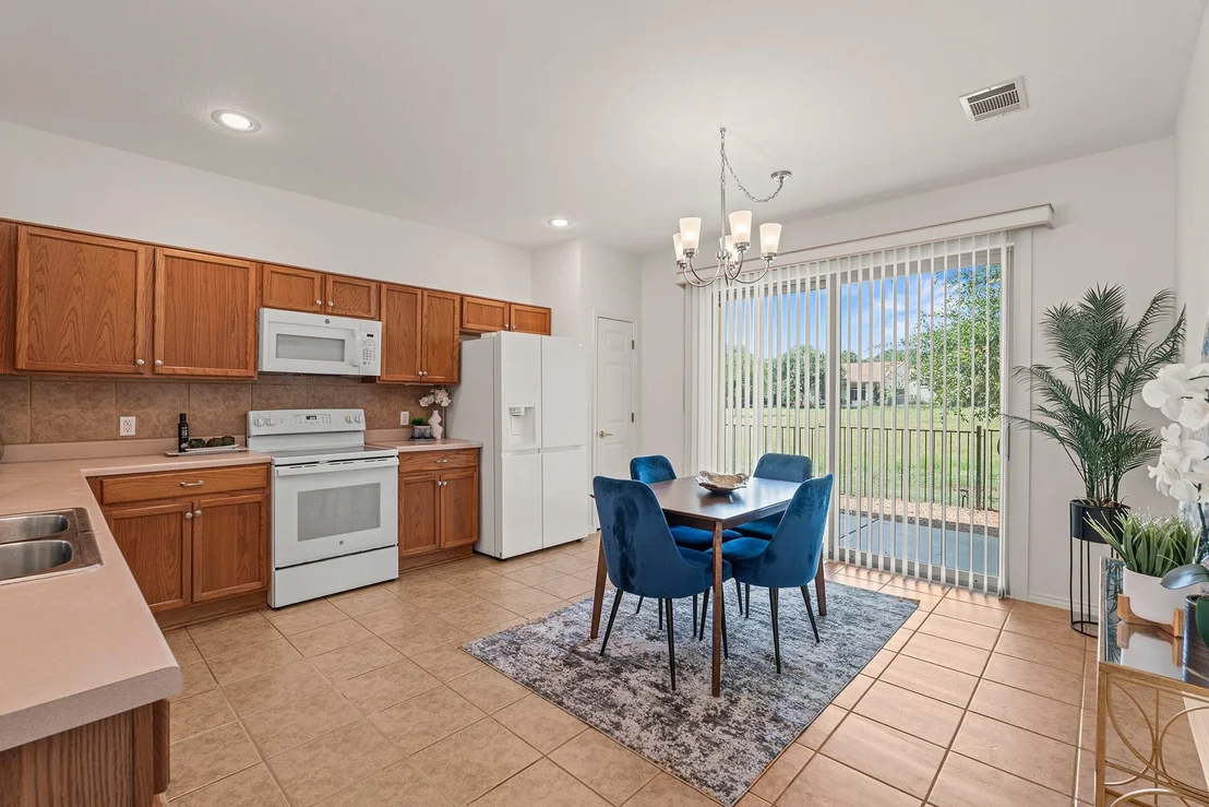 Photo of 208 Crockett LOOP