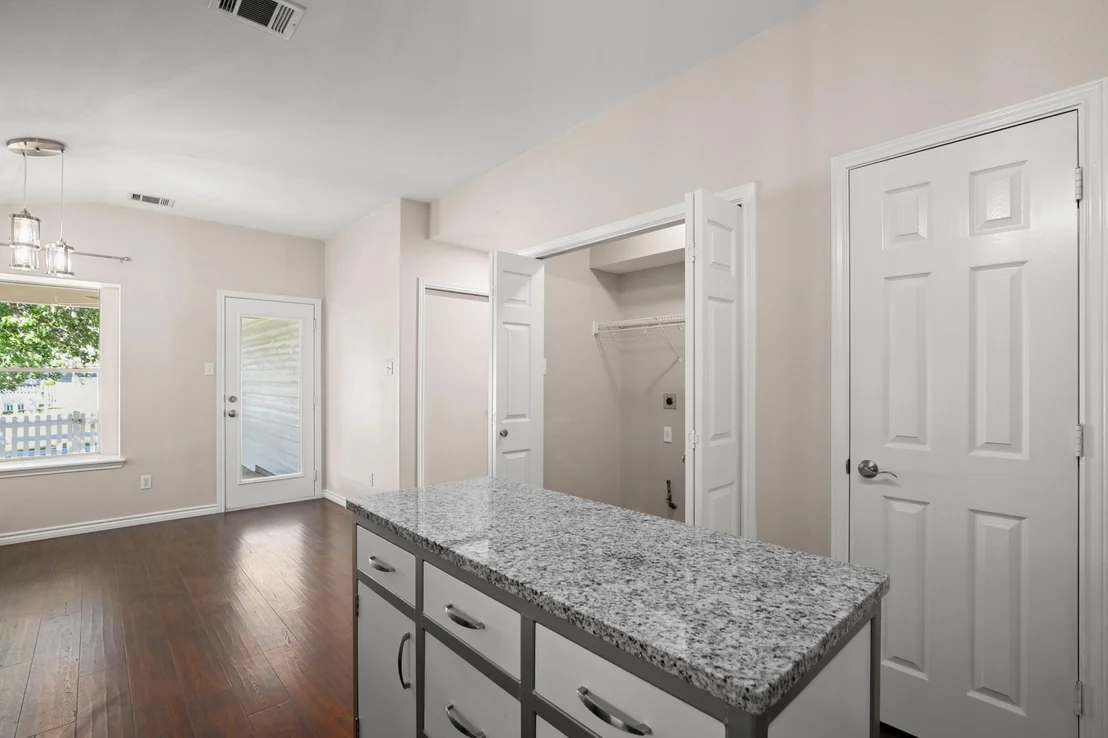 Photo of 151 Sampson