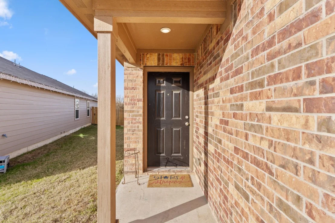 Photo of 337 Crescent Park DR