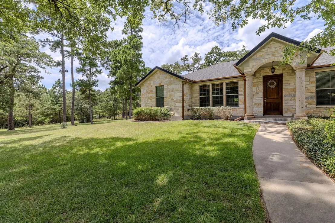 Photo of 176 Cassel WAY