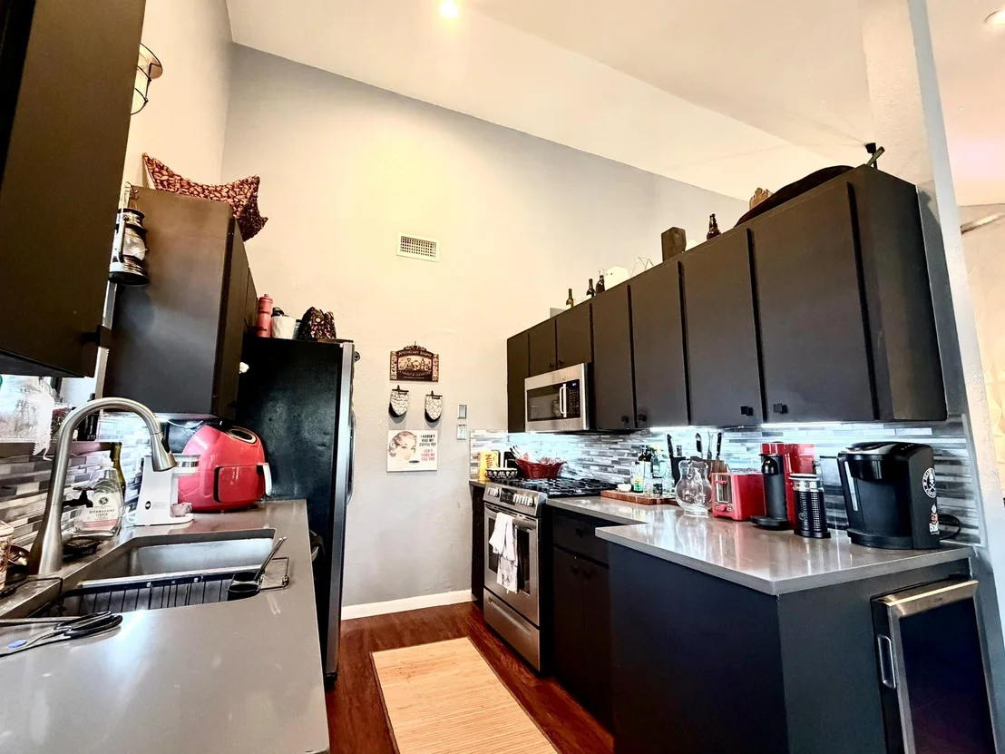 Photo of 619 Franklin DR