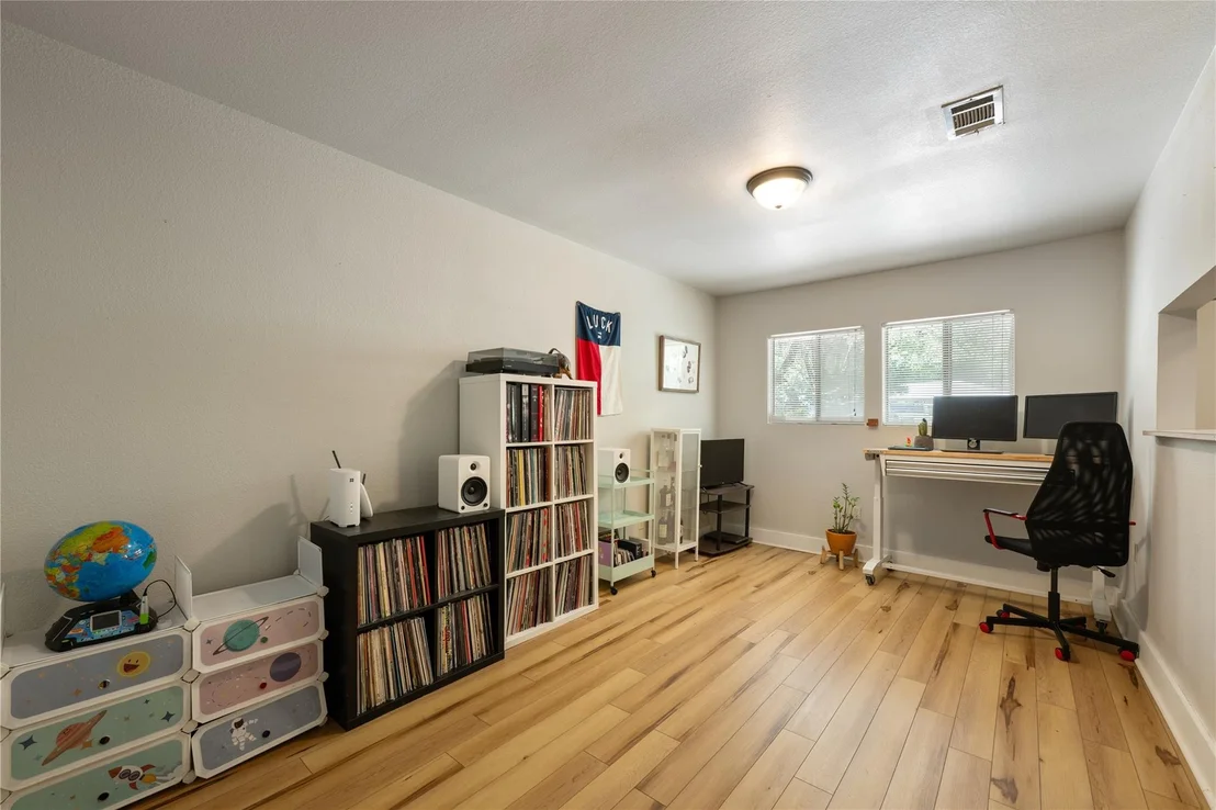 Photo of 2307 Valley High CIR