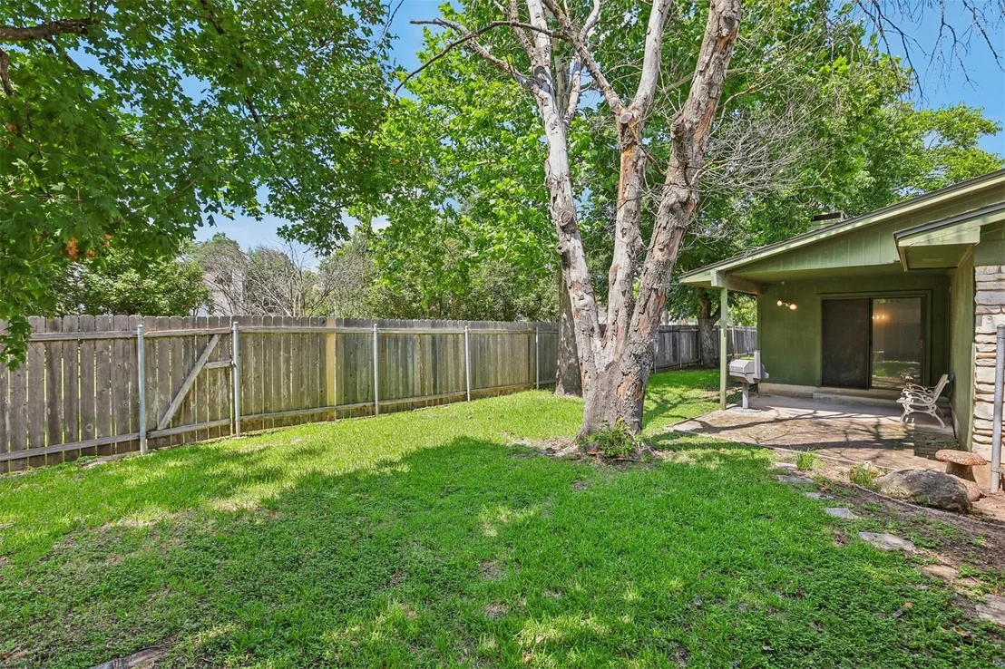 Photo of 10602 Double Tree CV