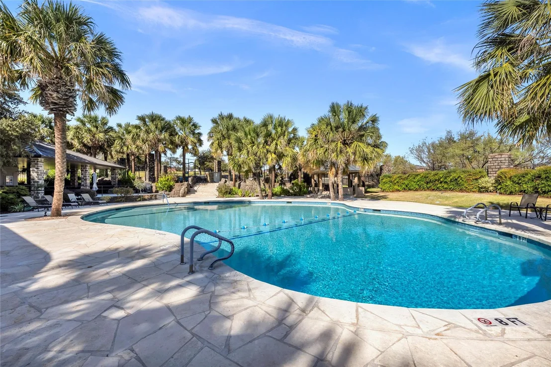 Photo of 3205 Douglas DR