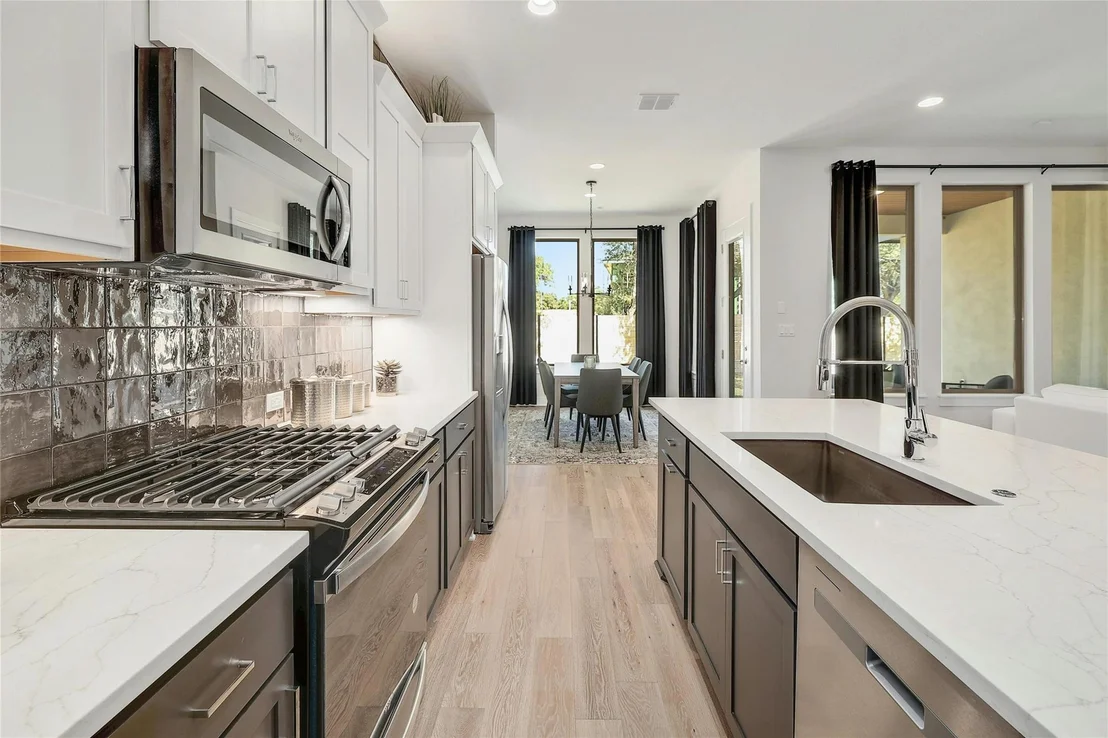 Photo of 228 Alistair DR