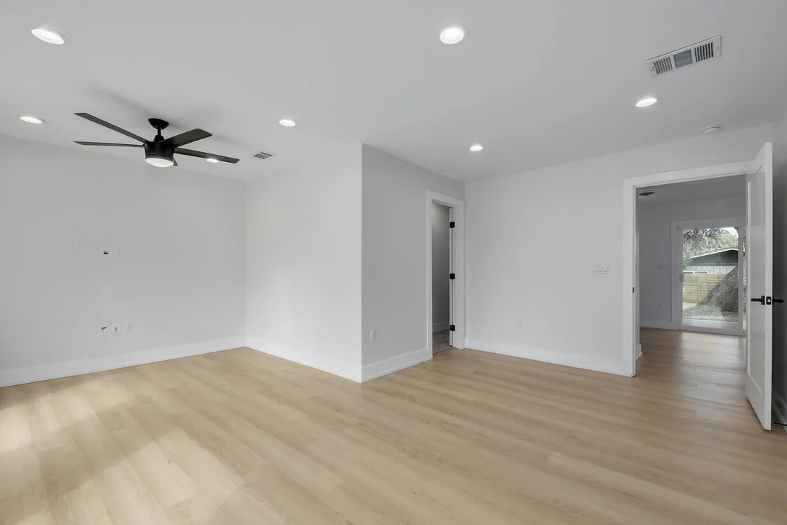 Photo of 2300 Fair Oaks DR