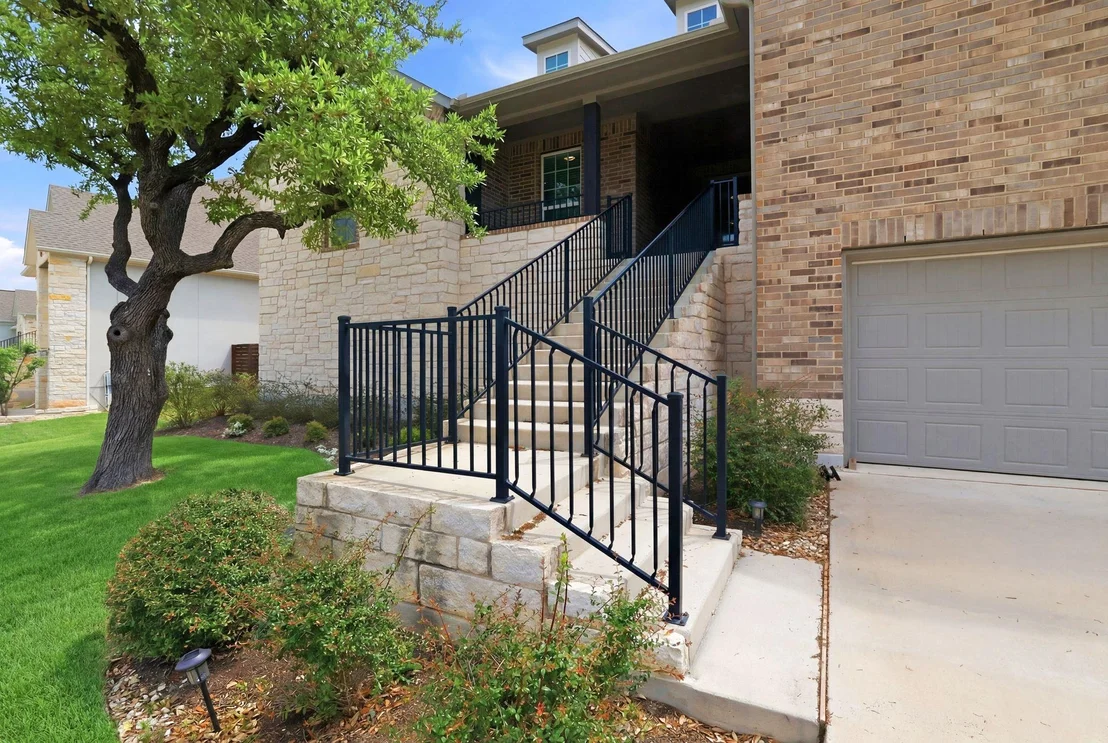 Photo of 7609 Paruline DR