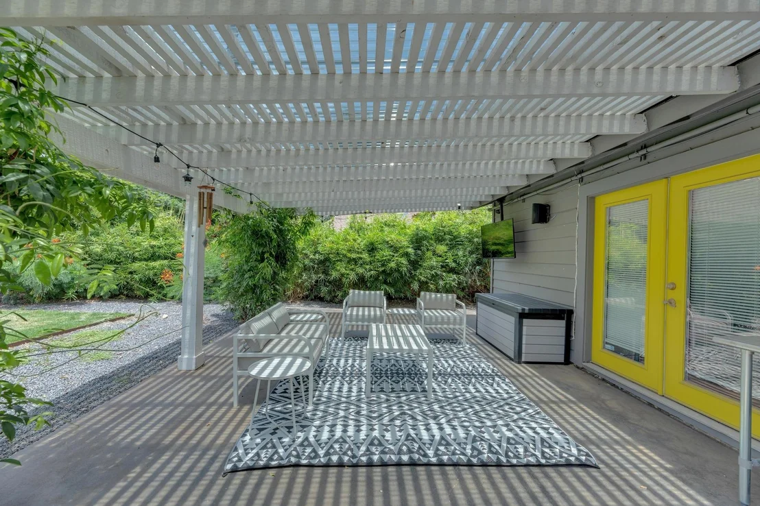 Photo of 6802 Pioneer PL