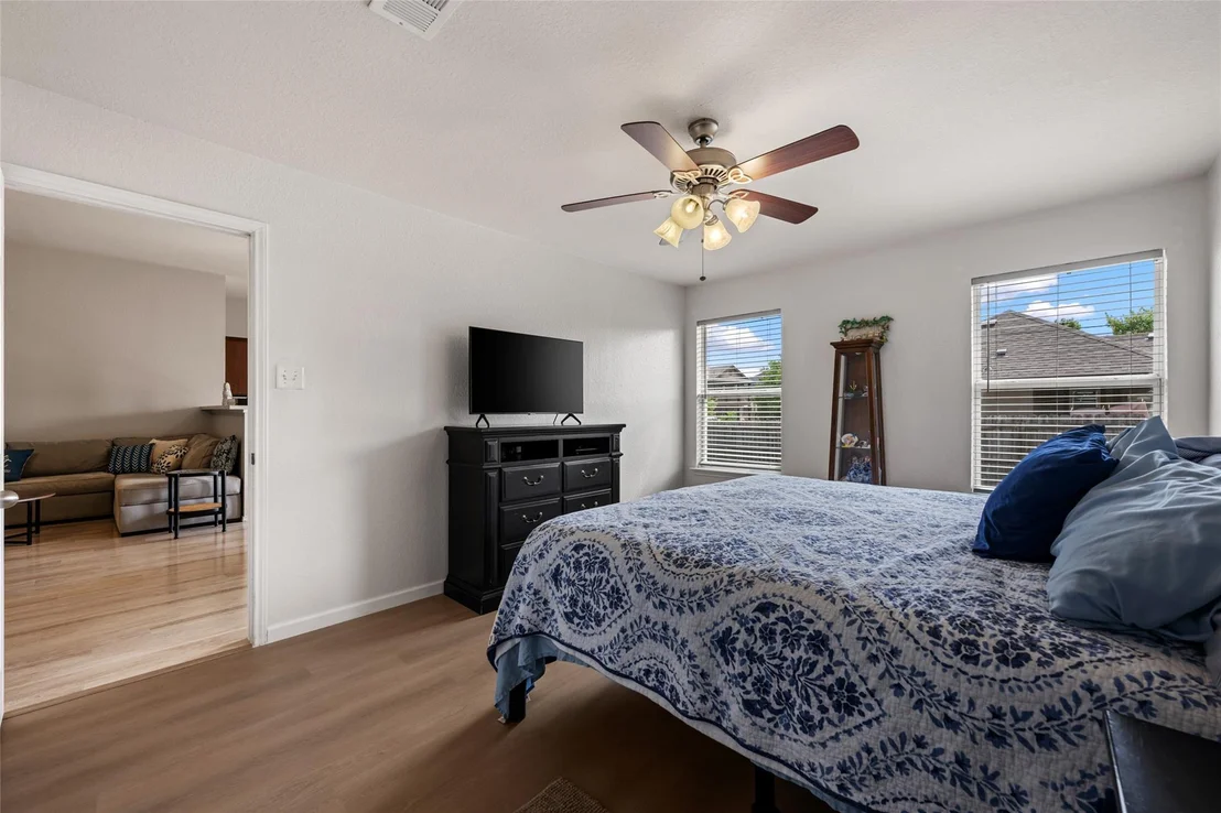 Photo of 144 Calcite LN