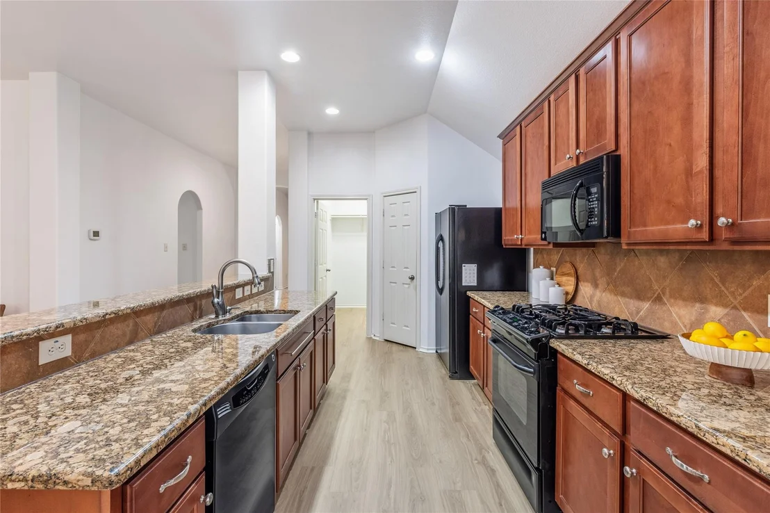 Photo of 11517 Shadow Creek DR