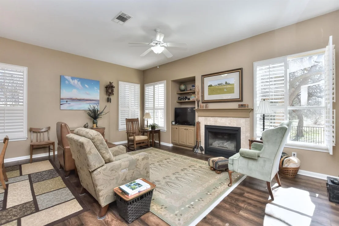 Photo of 111 Juniper Berry TRL