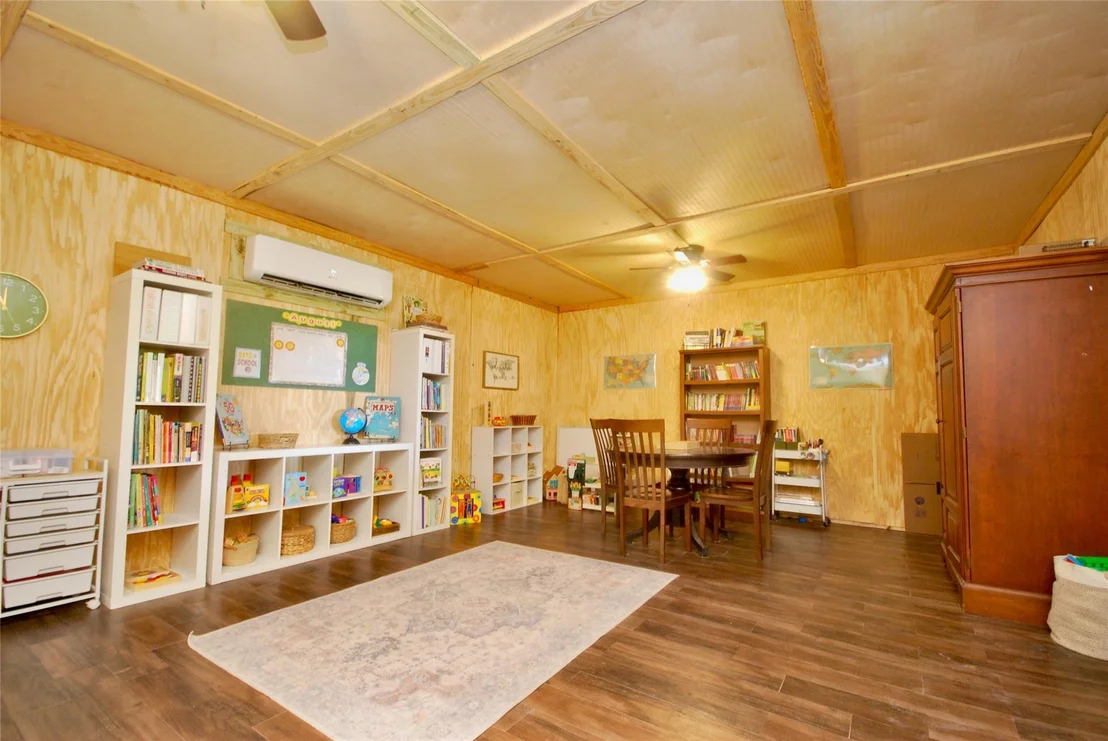 Photo of 4228 County Road 256