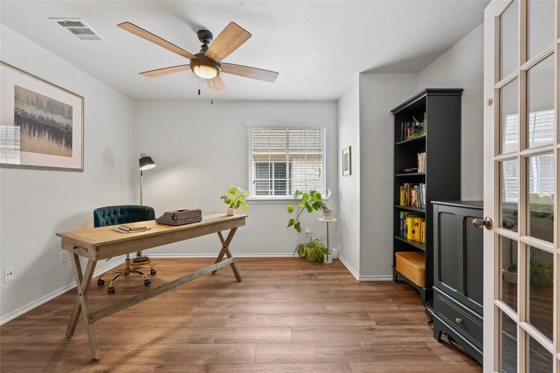 Photo of 3112 Lynnbrook DR