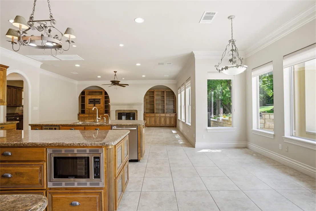 Photo of 4626 High Gate DR