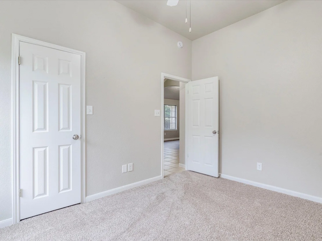 Photo of 105 Plumbago DR