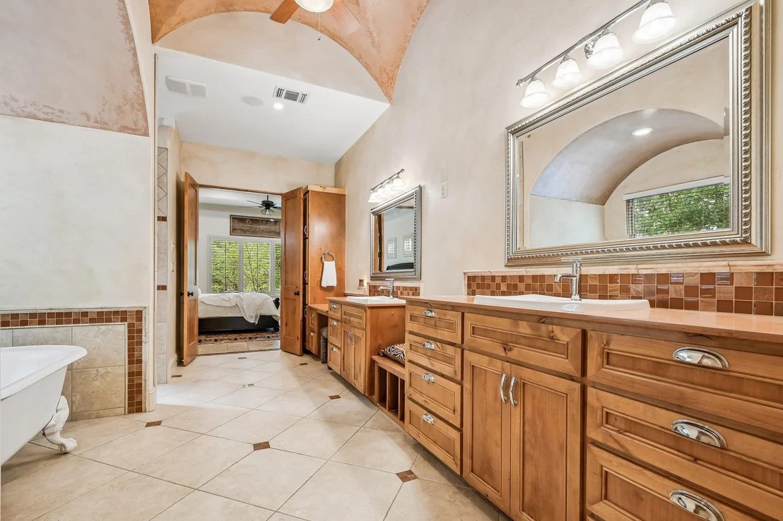Photo of 17701 Navigation LN