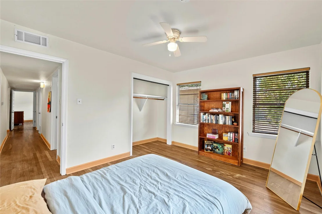 Photo of 1604 Briarcliff BLVD