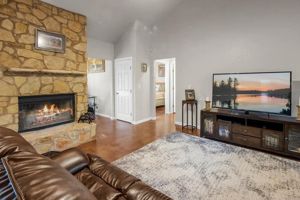 Photo of 1209 Shady Oaks