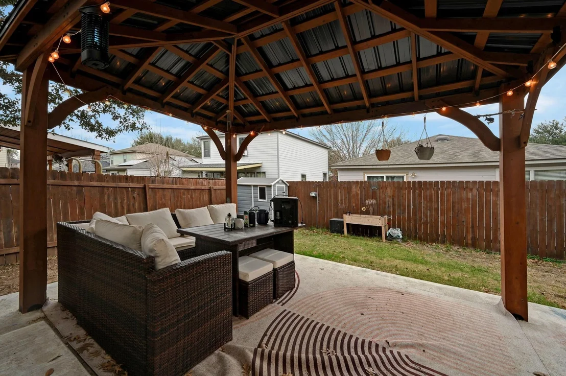 Photo of 6624 Quinton DR