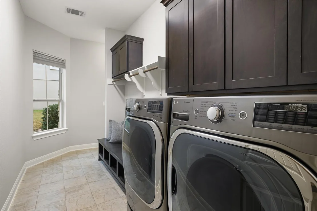 Photo of 6112 Osceola TRL