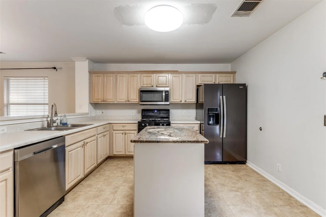 Photo of 272 Tobin DR