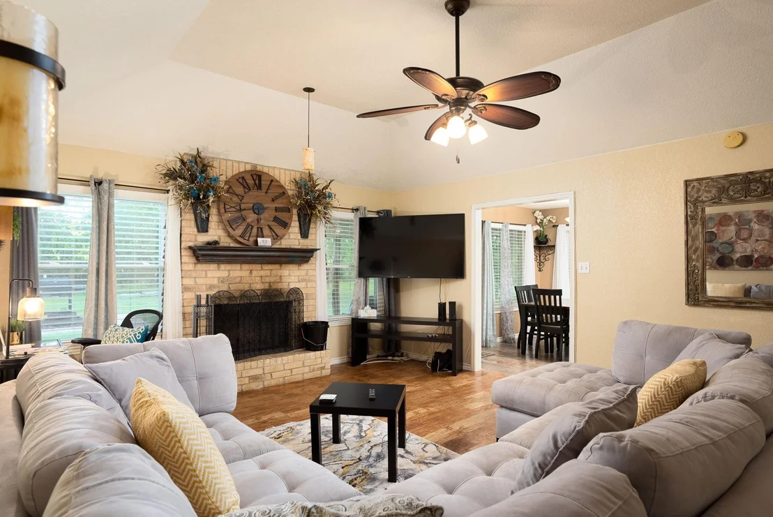 Photo of 446 Spring River DR