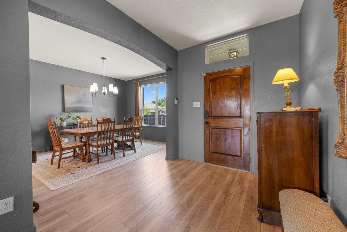 Photo of 5030 Dickinson LOOP
